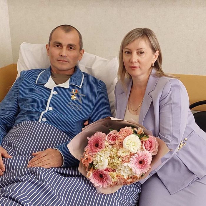 Полковник Рустам Сайфуллин с супругой Натальей.