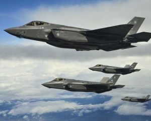 США Палата представителей одобрила проект оборонного бюджета.