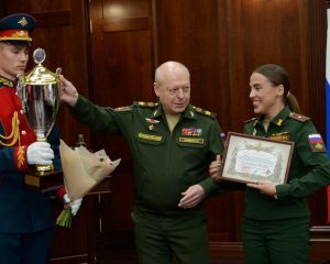 Чеканили шаг во славу Великой Победы