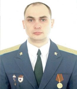 Прапорщик Евгений КОЛЕСНИКОВ.