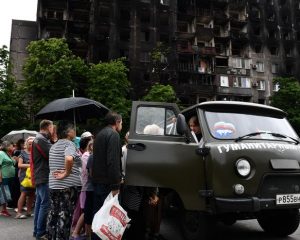 Протянуть руку помощи