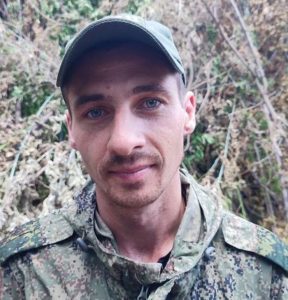 Гвардии лейтенант  Дмитрий КОЛЕСНИЧЕНКО.