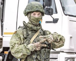 Российские военнослужащие, выполняющие задачи специальной военной операции, знают, что по всей стране и за её пределами проходят масштабные акции в их поддержку. Бойцы искренне благодарят за тёплые слова и передают огромный привет на Родину. Vсё обязательно будет хорошо!