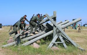 Морпехи отменно владеют оружием
