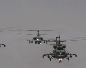 Под надёжным прикрытием с воздуха.