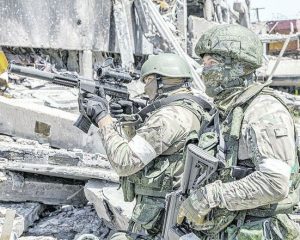 Их воля крепка, а стойкость как твердыня Каждый день специальной военной операции по демилитаризации и денацификации Украины наши доблестные воины действуют с присущим им героизмом, бесстрашием и высокой выучкой