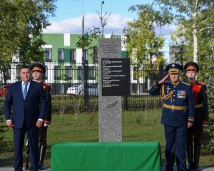 Суворовцы равняются на подвиги.
