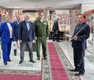 Общественность желает знать