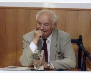 Игорь Селезнёв.