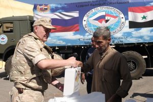 Российские военнослужащие провели гуманитарную акцию в провинции Тартус