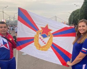 Хватило полминуты.
