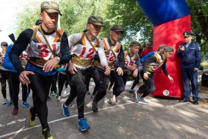 Самые сильные троеборцы