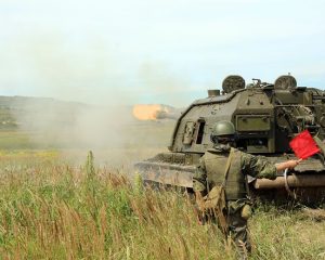 Боевая учёба кипит в море и на суше