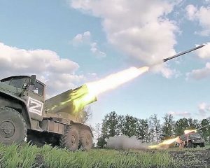 Мужественные защитники мира и справедливости