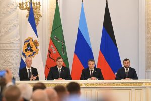 Мы стали сильнее, потому что мы вместе. За нами правда, а в правде – сила, а значит, победа! Победа будет за нами!