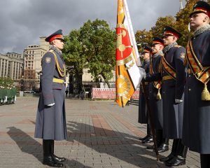 Преображенцы простились со Знаменем полка.
