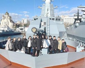 Считаем за честь служить на таком корабле