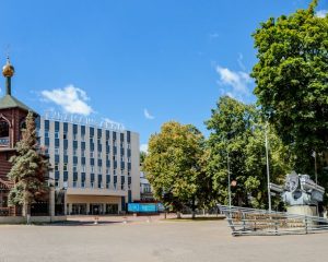 Честь выше почести.