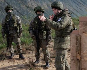 С такими любой готов идти в разведку