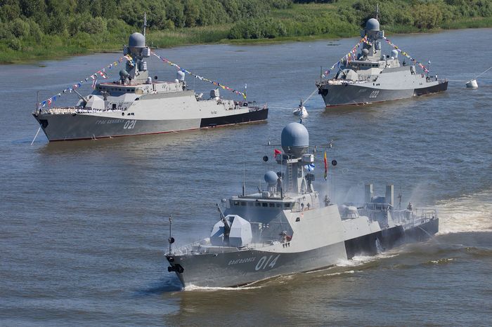 300 лет военные моряки отстаивают интересы России на Каспии