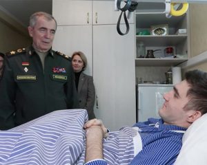 В благодарность за беззаветную службу Отчизне.
