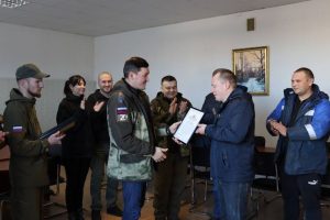 Поддерживаем запорожцев заботой и участием