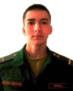 Ефрейтор Владимир ЛОТОВ.