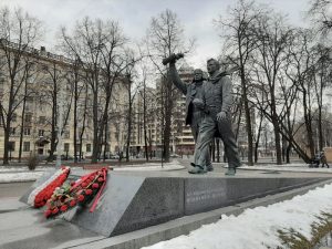 О чести, дружбе и памяти