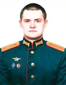 Гвардии старший лейтенант Станислав ДУБИНИН.