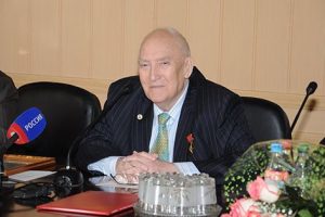  Аркадий ШИПУНОВ.