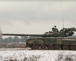 Не снижая динамики