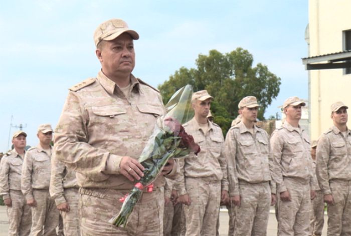 Российские военнослужащие в Сирии почтили память Героя России Олега Пешкова