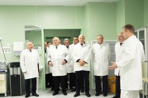 На основе высоких технологий
