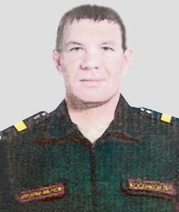 Гвардии сержант Владимир КОСЕНКОВ.