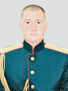 Старший прапорщик Денис ПУХА.