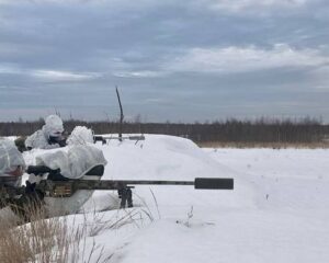 В спаянной союзом боевой связке.