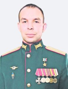 Майор Иван Додосов.