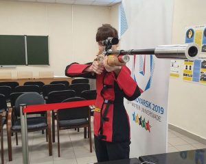 Природная меткость и неотступное упорство.