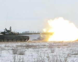 С раннего утра и до вечерних сумерек