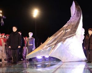 Об этом, товарищ, не вспомнить нельзя