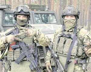 Под аккомпанемент артиллерийских канонад