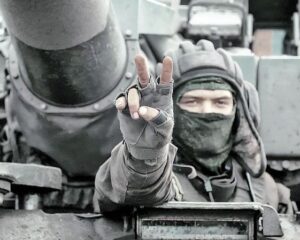 Парта, за которой учился Герой