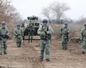 Сапёр не должен отвлекаться даже на обстрел.