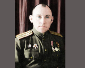 107-летнему фронтовику – низкий поклон.