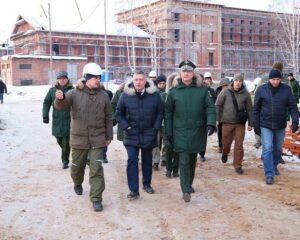 Для будущих иркутских суворовцев.