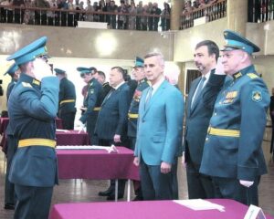 Этот день не позабыть им никогда.