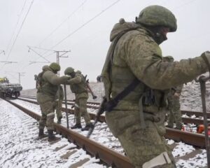 Под надёжной защитой брони.