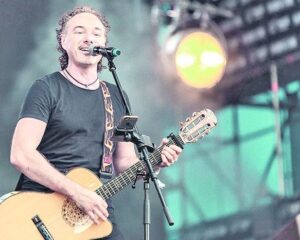 Алексей Поддубный: «Верю в то, о чём пою».
