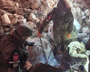 Сводные отряды российских военнослужащих продолжают оказание помощи жителям САР