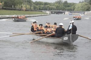 В поход на шлюпках.
